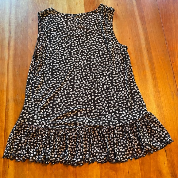 ETHYL | somewhat sheer loose fitting top - Picture 3 of 6